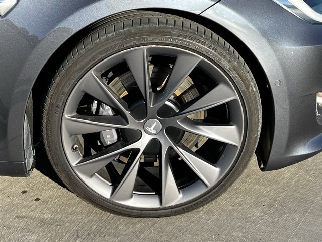 2021 Tesla Model S Long Range photo 3