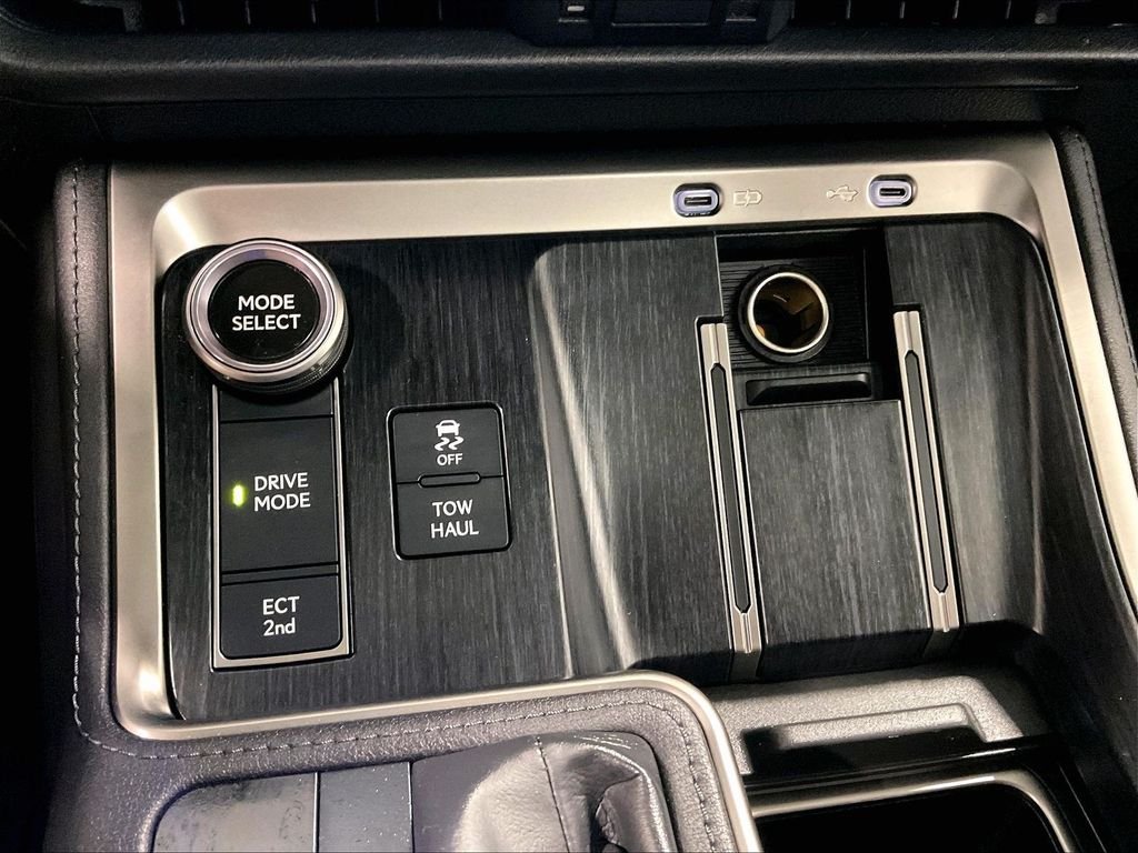 Used 2024 Silver Lexus 550 Premium+ image 28