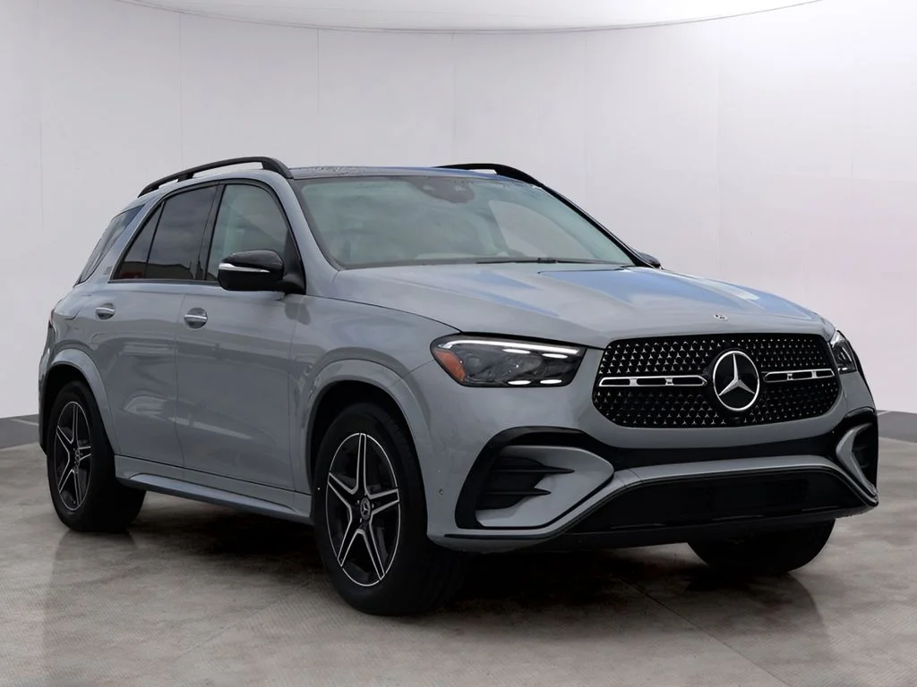 New 2026 MANUFAKTUR Alpine Gray Mercedes-Benz GLE 450 image 3