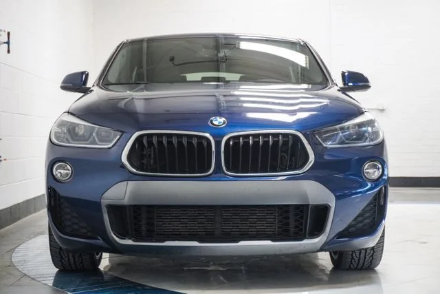 Used 2018 Blue BMW sDrive28i image 37