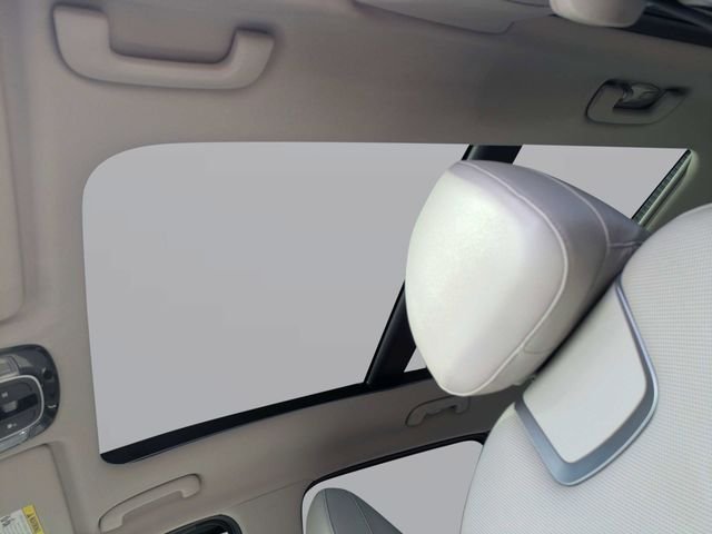 Used 2022 Gray Hyundai Limited image 22