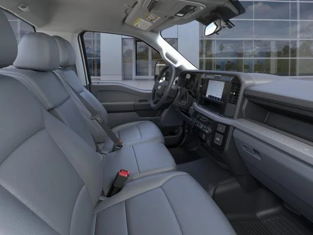 New 2026 Oxford White Ford F-550® XL image 33