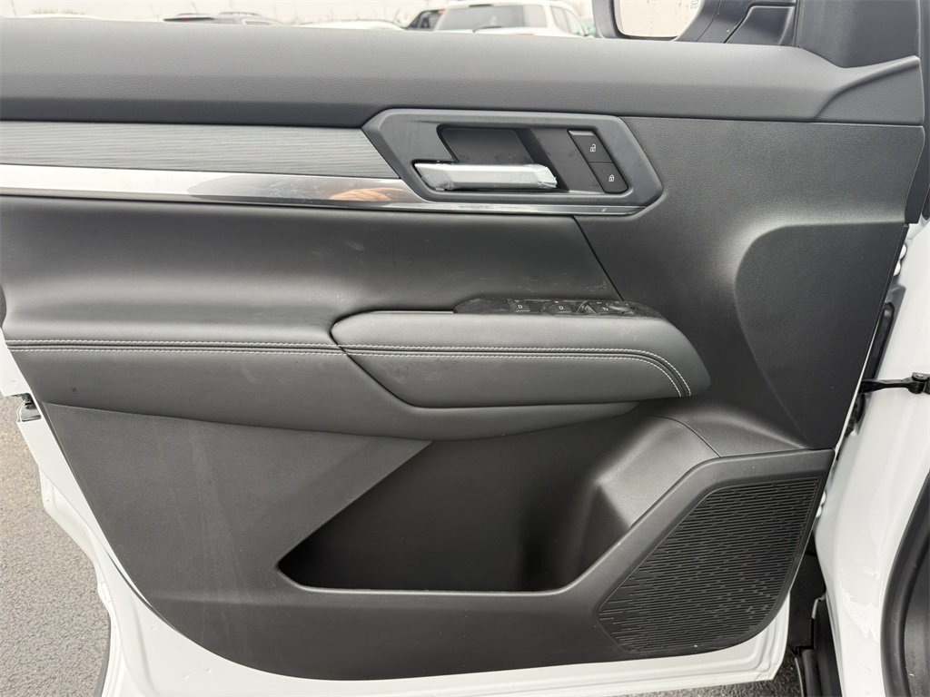 2026 GMC TERRAIN - Image 12