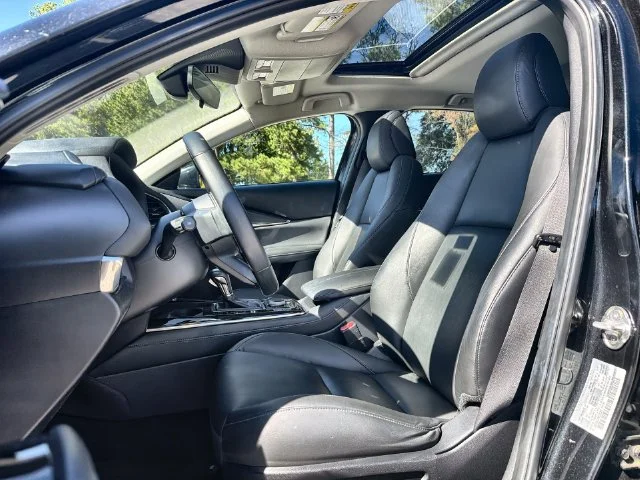 Used 2021 Black Mazda Preferred image 11
