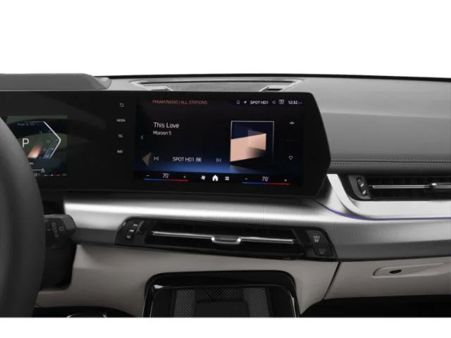 Used 2026  BMW M35i image 10