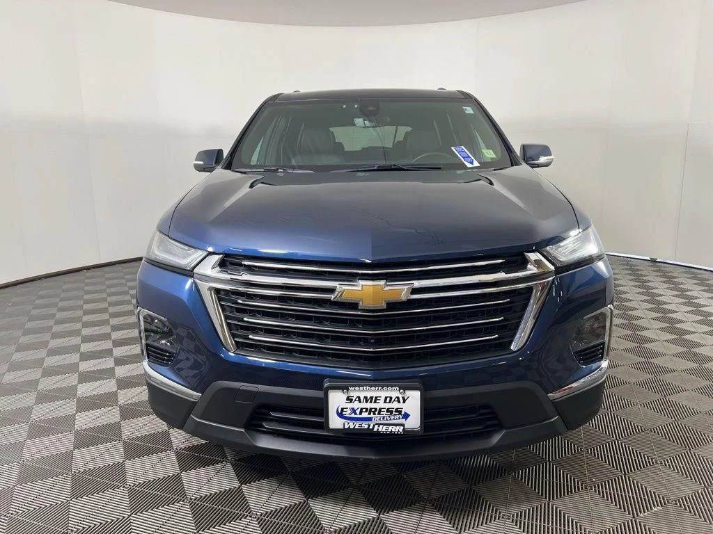 Used 2023 Northsky Blue Metallic Chevrolet LT Leather image 10