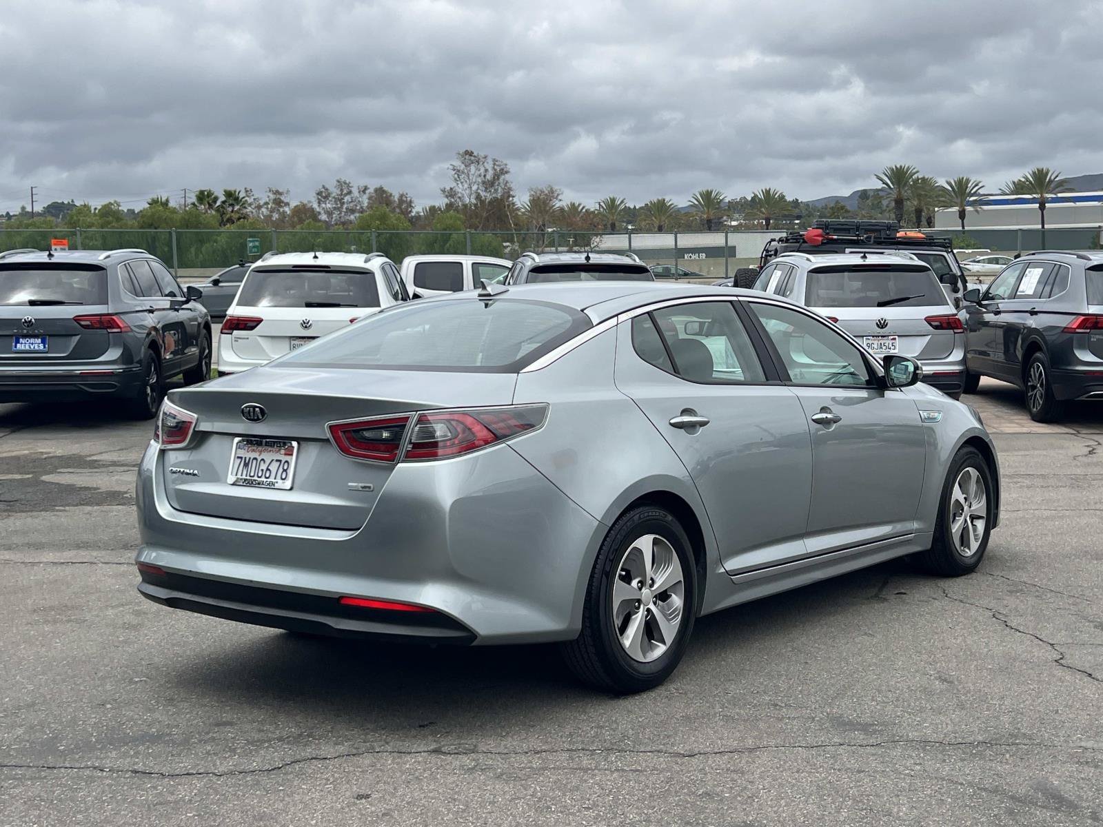 Used 2015 Aluminum Silver Metallic Kia  image 23