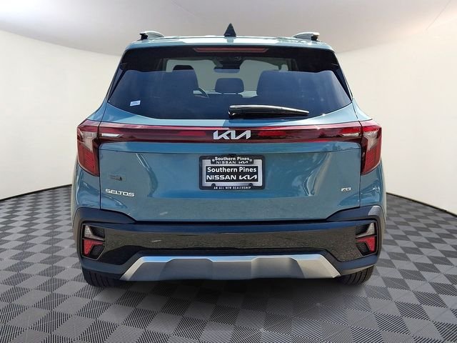 Used 2024 Blue Kia EX image 6