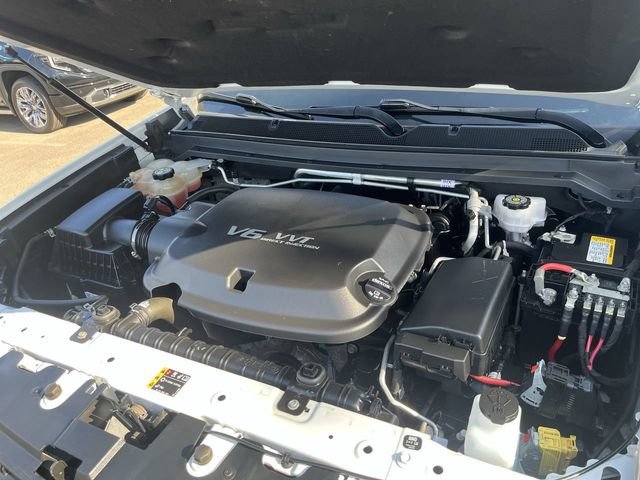 Used 2022 Summit White Chevrolet Z71 image 26
