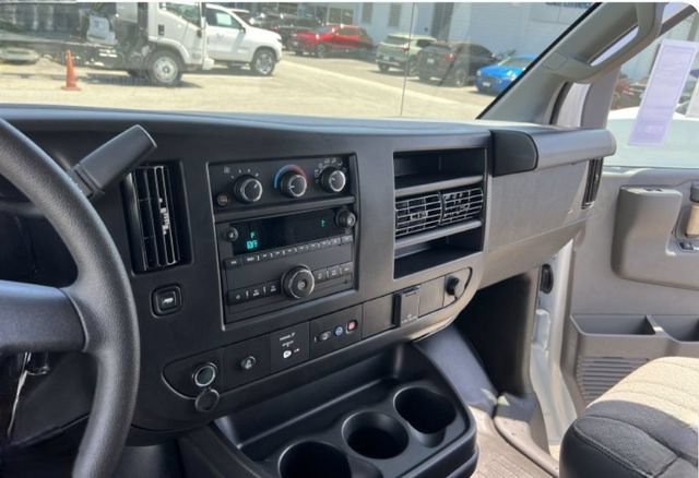 2025 Chevrolet Express Cargo Work Van - Photo 12