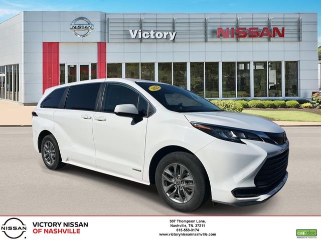 2021 Toyota Sienna LE