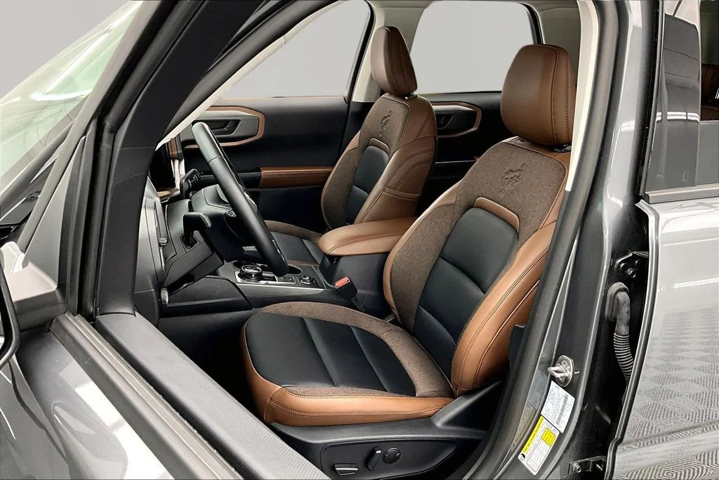 Certified Used 2025 Gray Metallic Ford Outer Banks image 25
