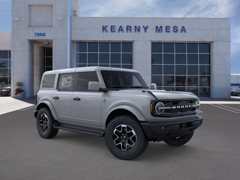 New 2026 Avalanche Gray Ford Outer Banks image 7