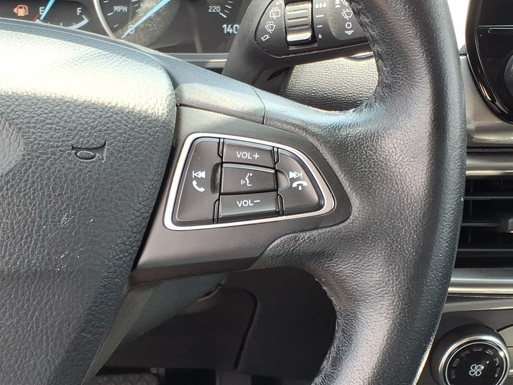 Used 2020 Shadow Black Ford SE image 22