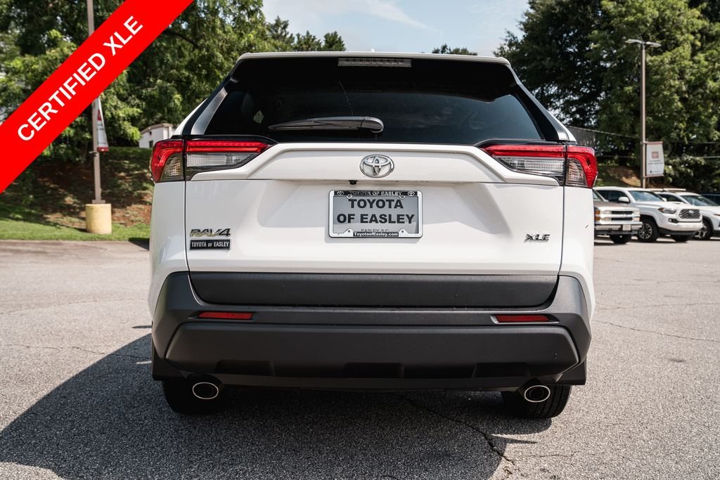 Certified Used 2024 Ice Toyota XLE image 6