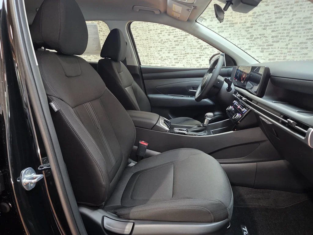 New 2026 Phantom Black Hyundai SEL image 9