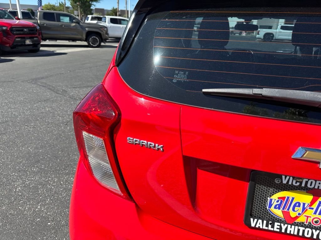 Used 2019 Red Chevrolet LS image 7
