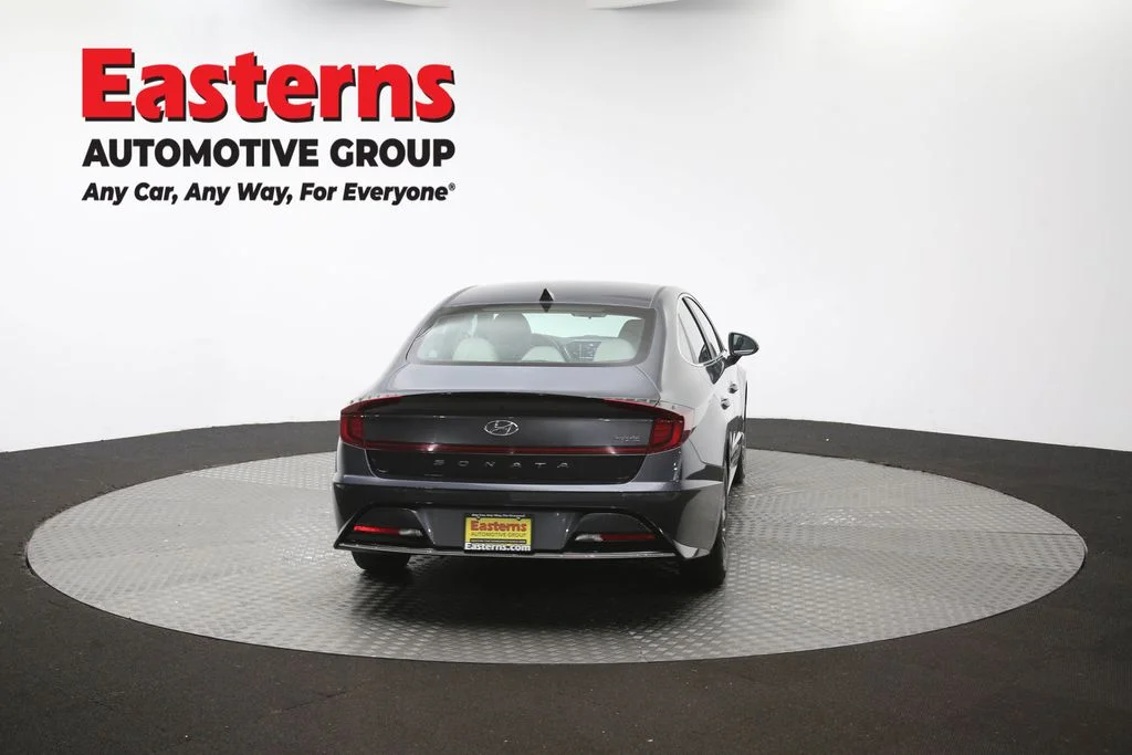 Used 2023 Gray Hyundai SEL image 40