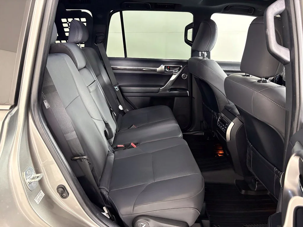 Used 2023 Silver Lexus 460 image 44