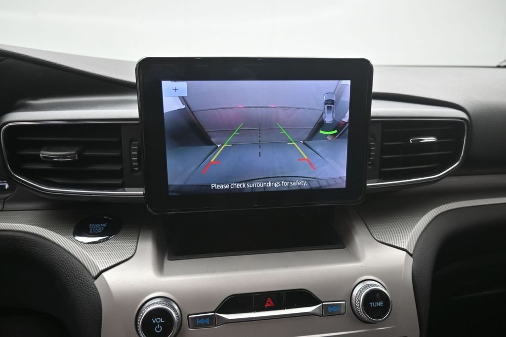 Used 2023 Black Ford XLT image 3