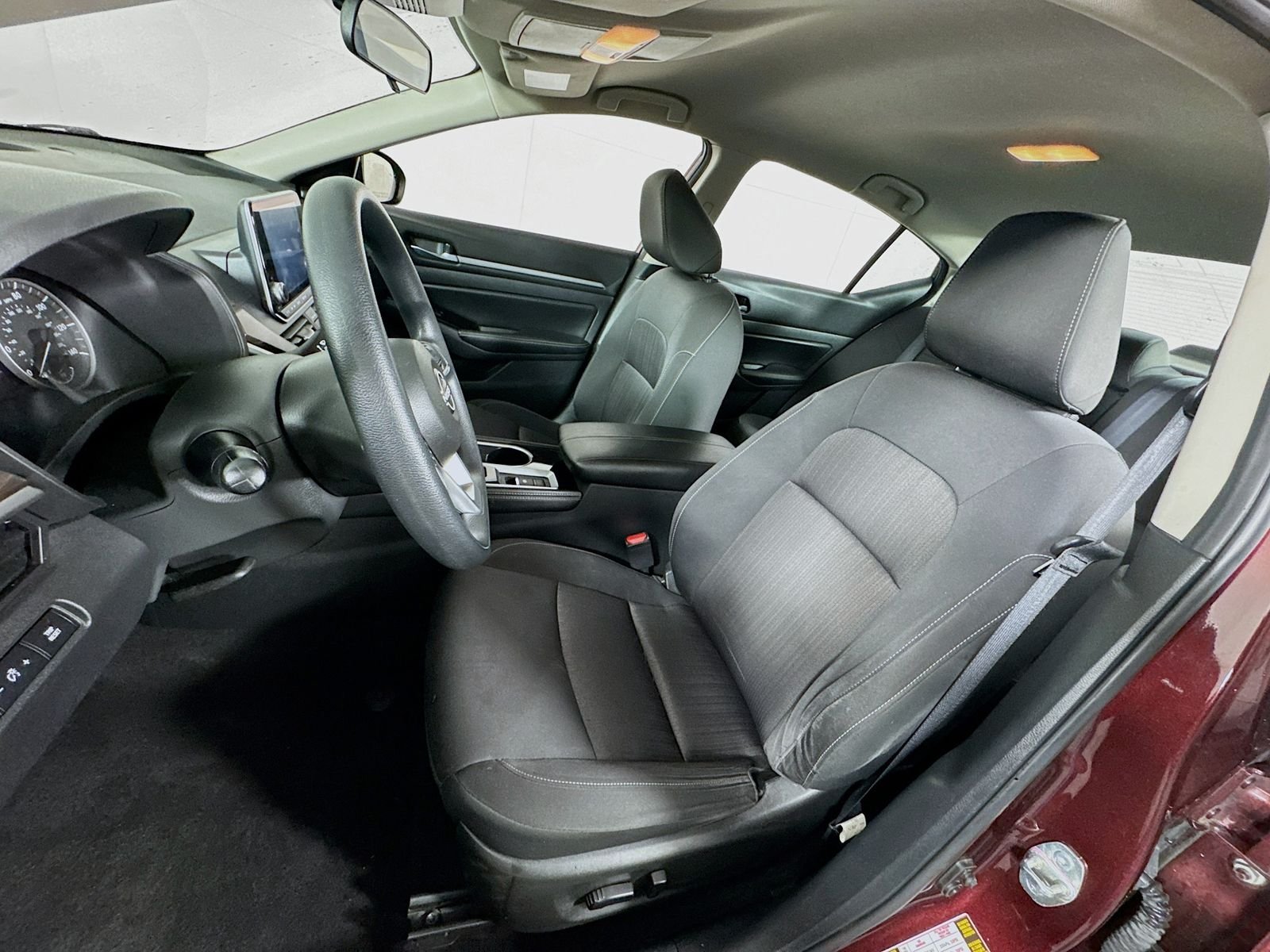 2023 Nissan Altima SV - Photo 12