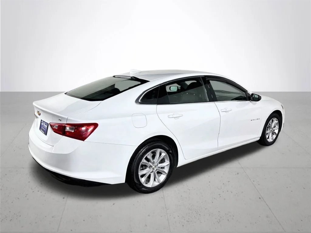 Used 2023 White Chevrolet LT image 6