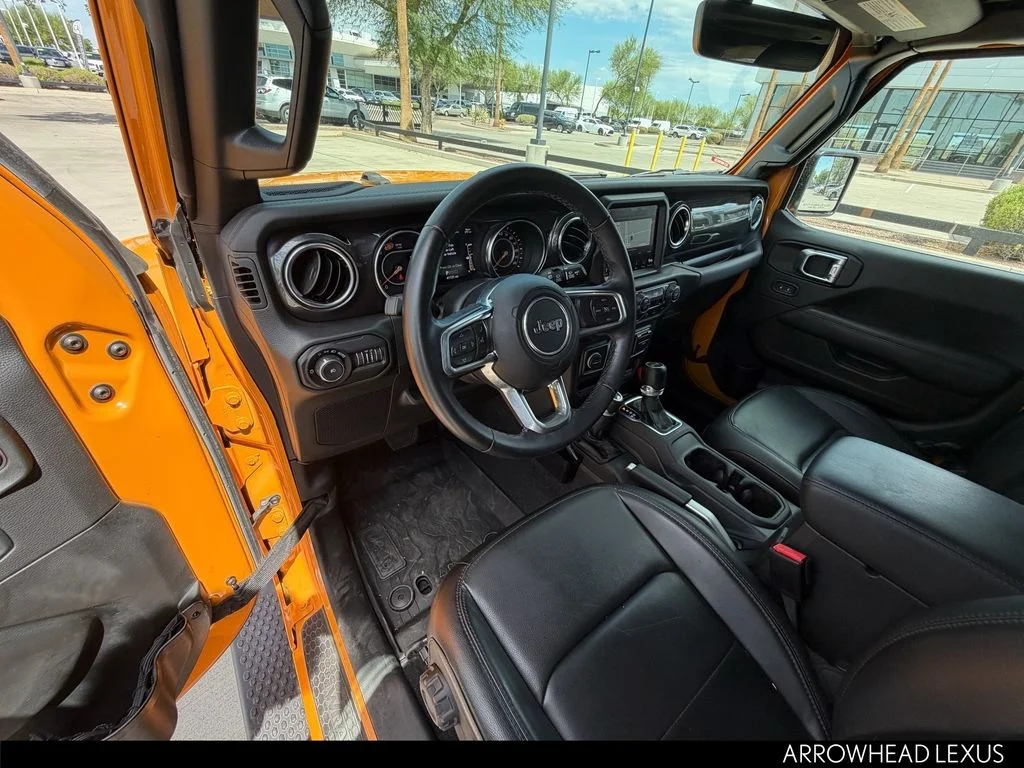 Used 2021  Jeep Unlimited Sahara Altitude image 15