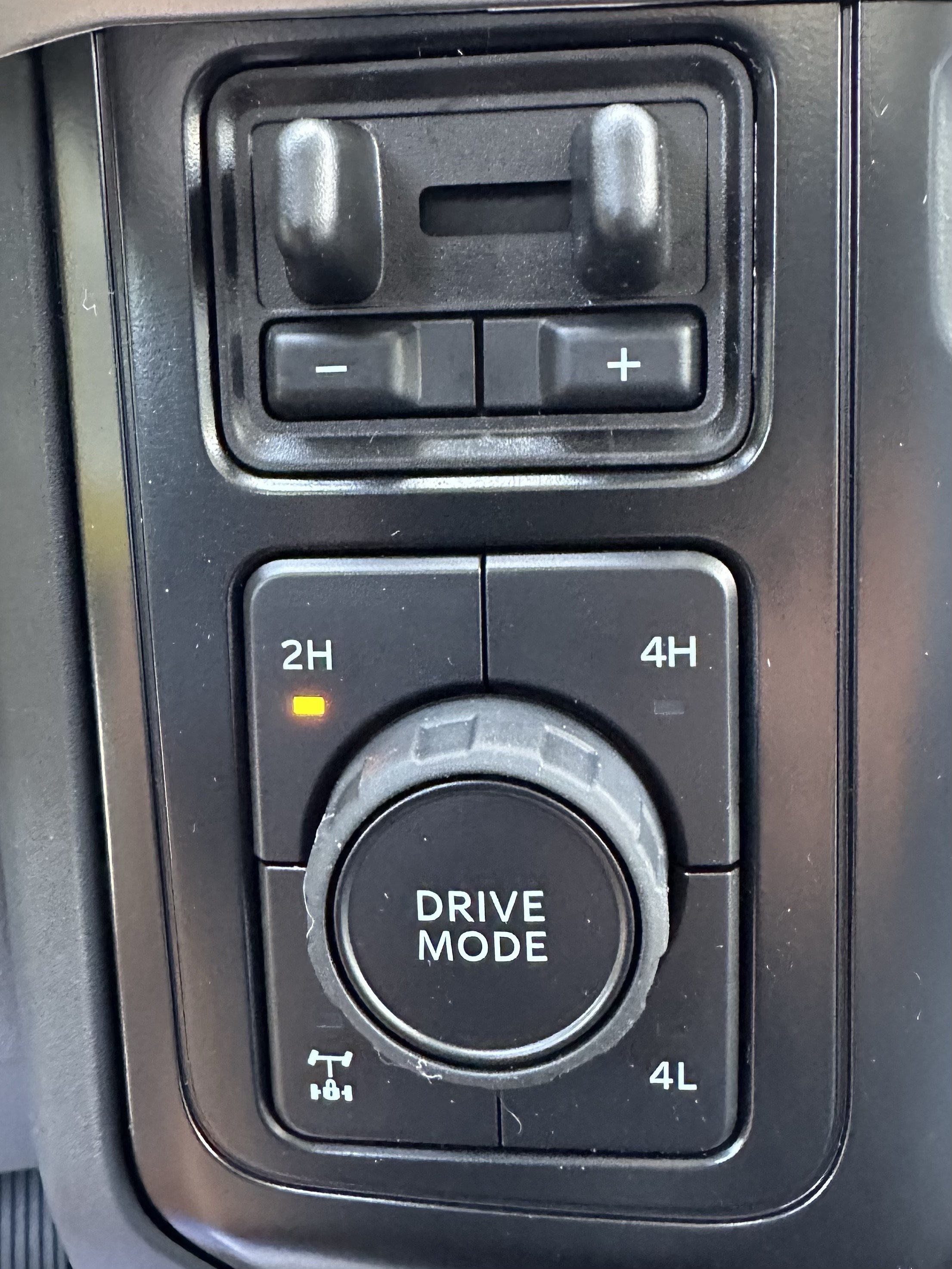 New 2026 Oxford White Ford F-250® XL image 20