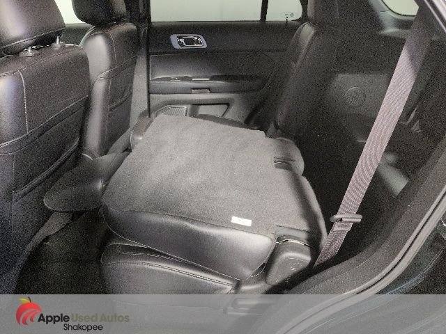 Used 2014 Black Ford XLT image 32
