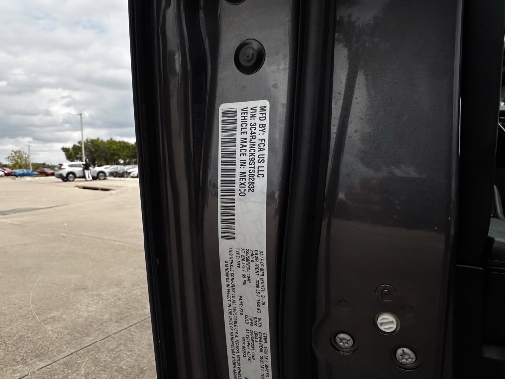 Used 2025 Gray Jeep Limited image 23