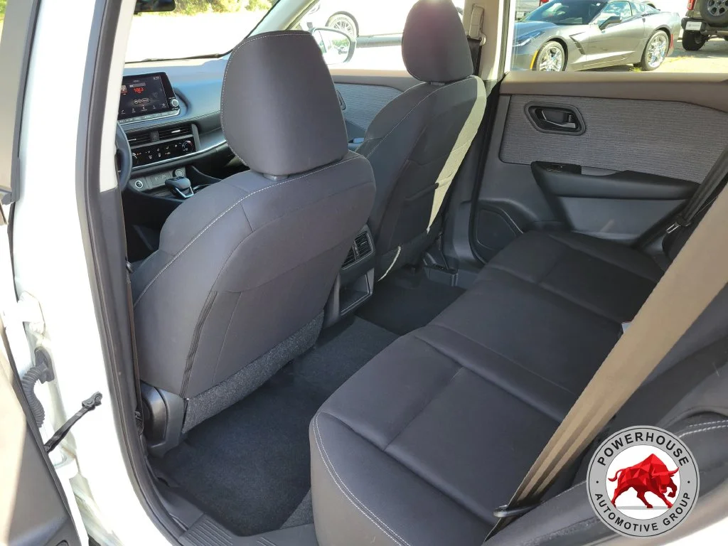 Used 2023 White Nissan S image 15