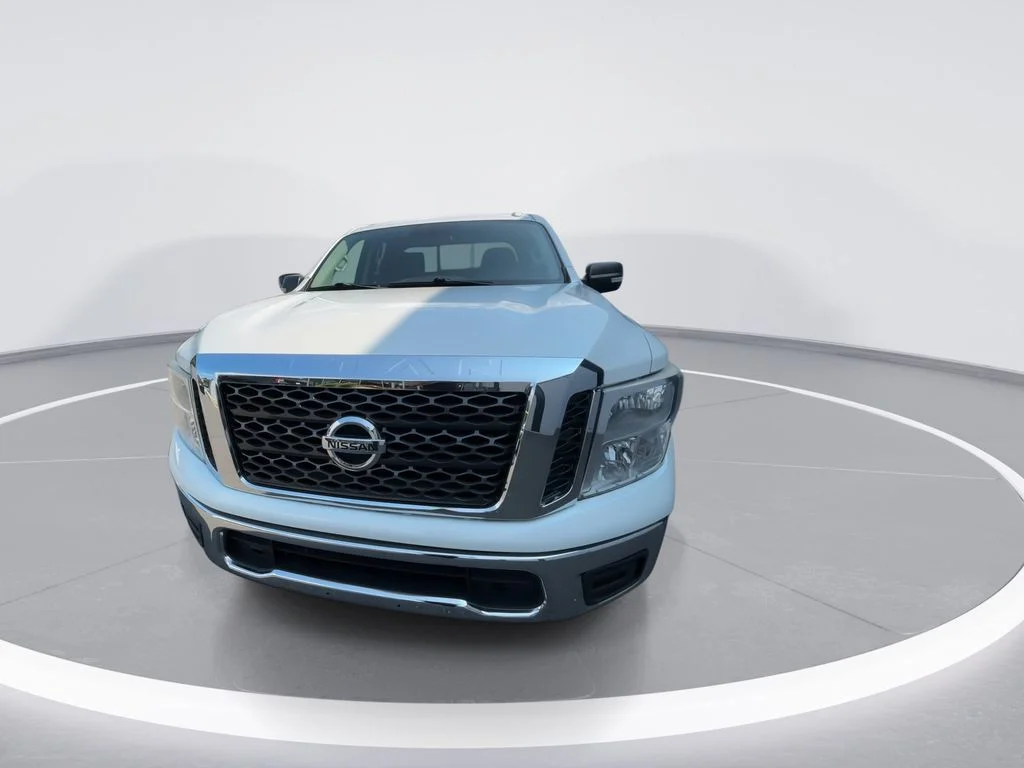 Used 2018 White Nissan SV image 3