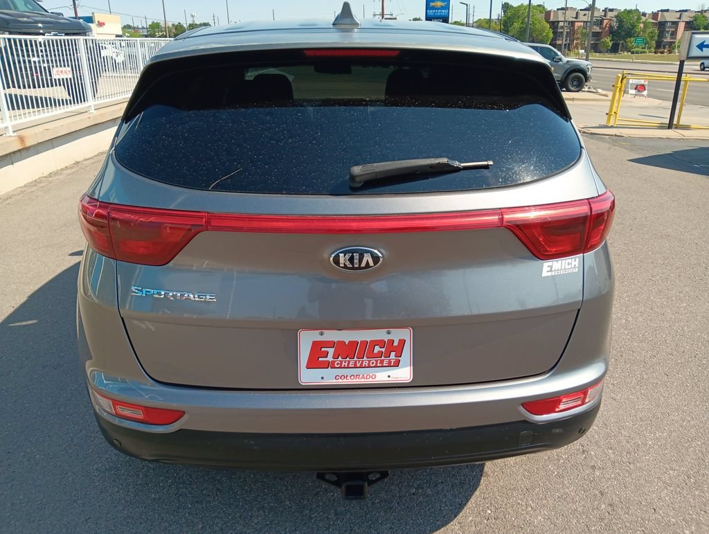 Used 2017 Mineral Silver Kia LX image 4