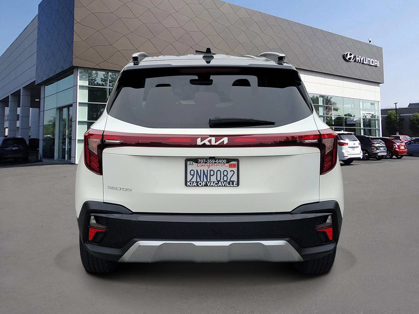 2025 Kia Seltos S - Photo 4