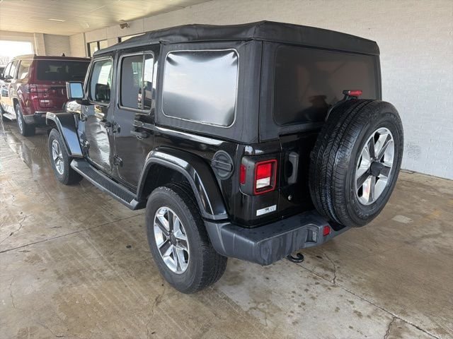 Used 2019 Black Jeep Unlimited Sahara image 3