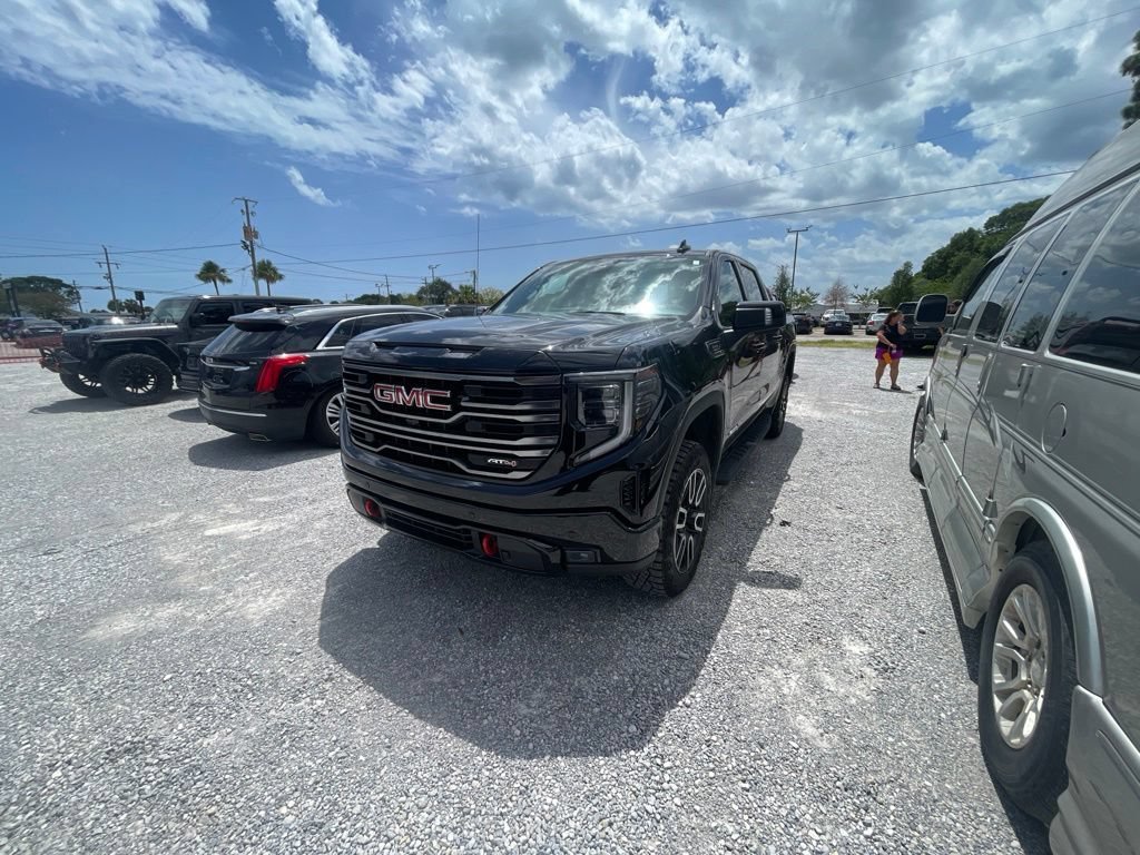 Used 2026 Onyx Black GMC AT4 image 2