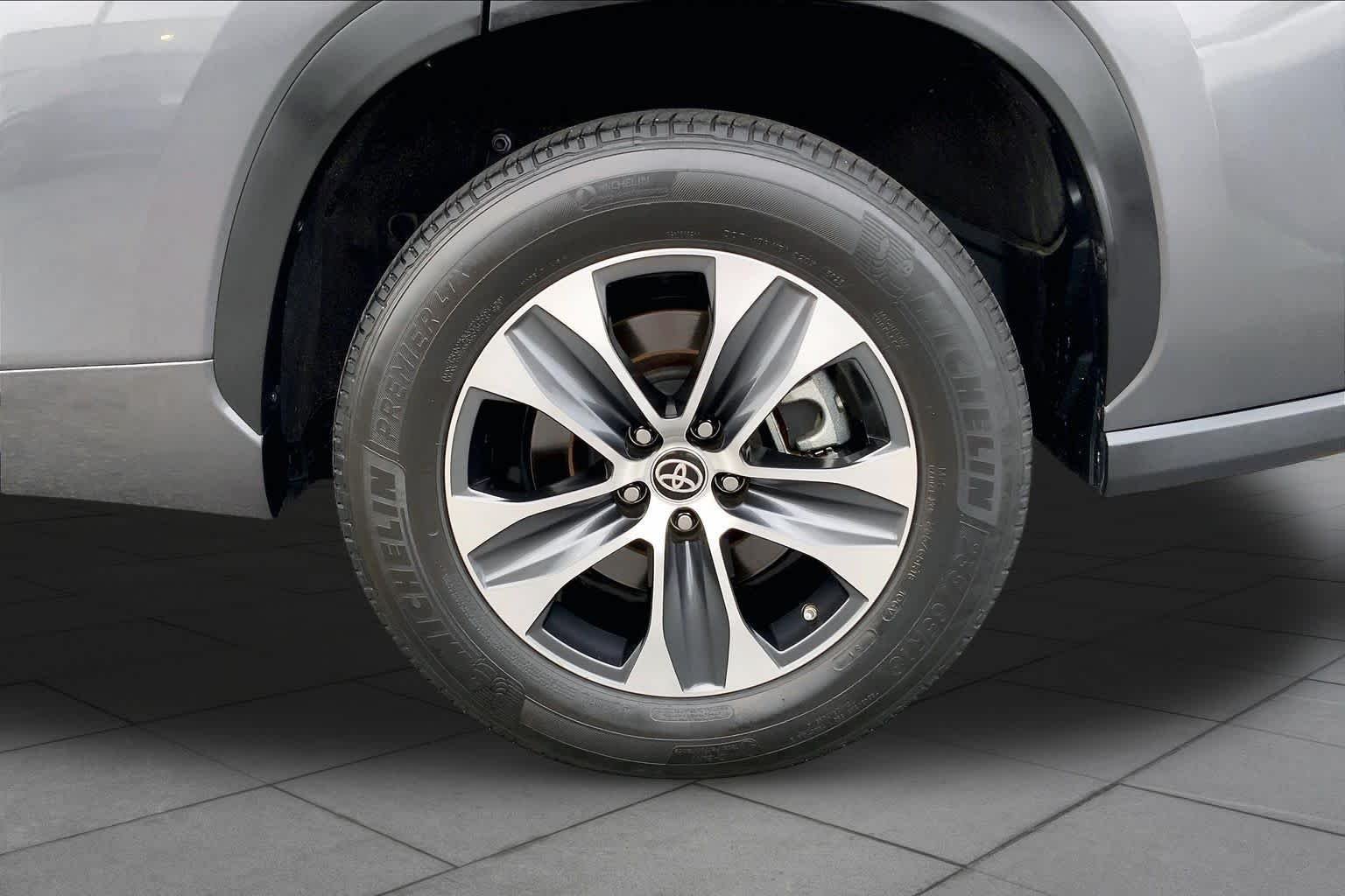 Used 2023 Magnetic Gray Metallic Toyota XLE image 10