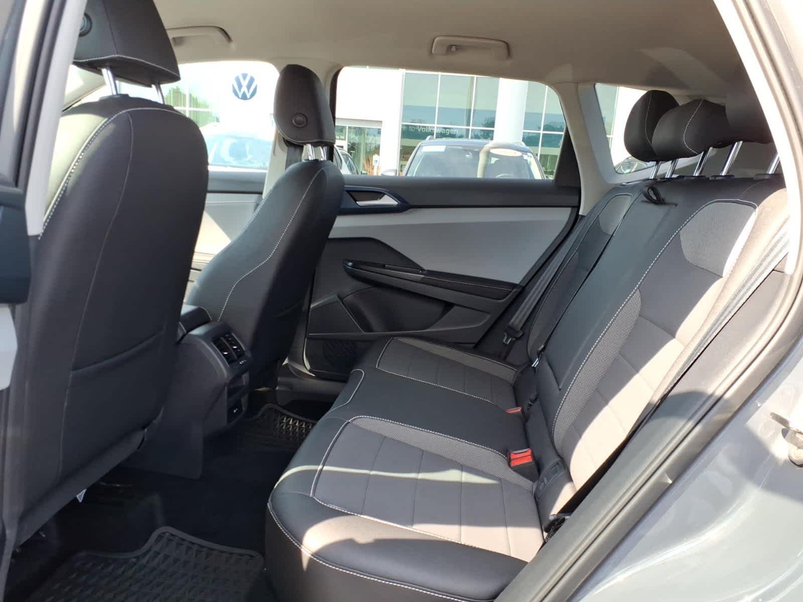 Certified Used 2024 Pure Gray Volkswagen SE image 13
