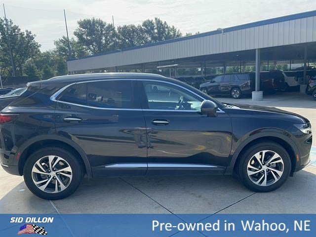 Used 2021 Ebony Twilight Metallic Buick Essence image 6