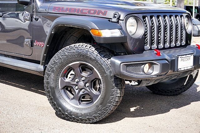 Certified Used 2022 Gray Jeep Rubicon image 3