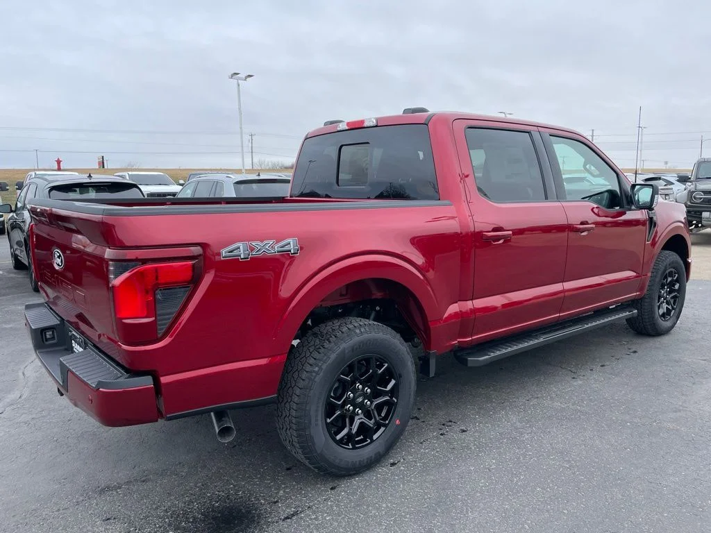 New 2026 Ruby Red Metallic Tinted Clearcoat Ford XLT image 4
