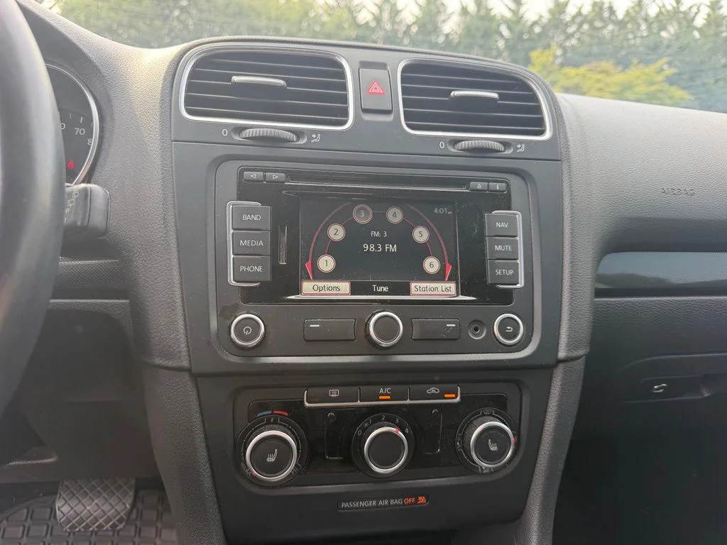 Used 2013 Silver Volkswagen 2.0L TDI image 14