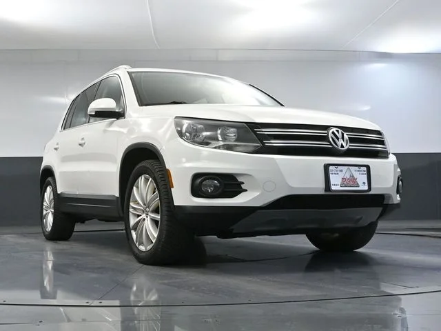 2013 Volkswagen Tiguan SE - Photo 46