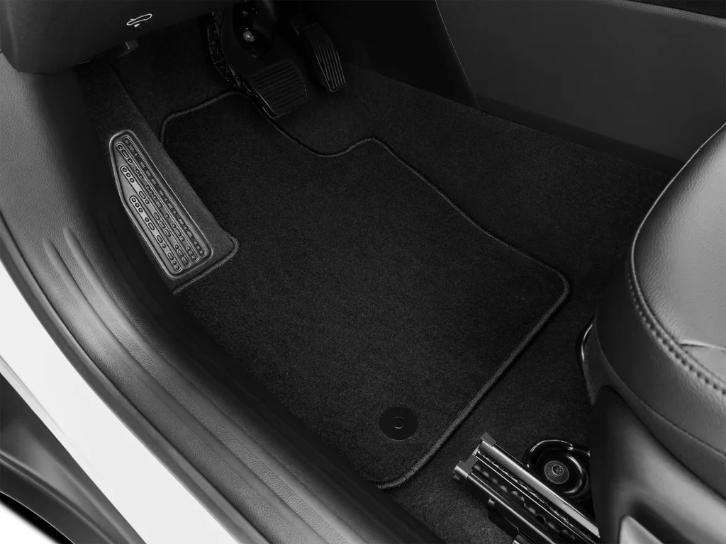 Used 2025 White Jeep Trailhawk image 36
