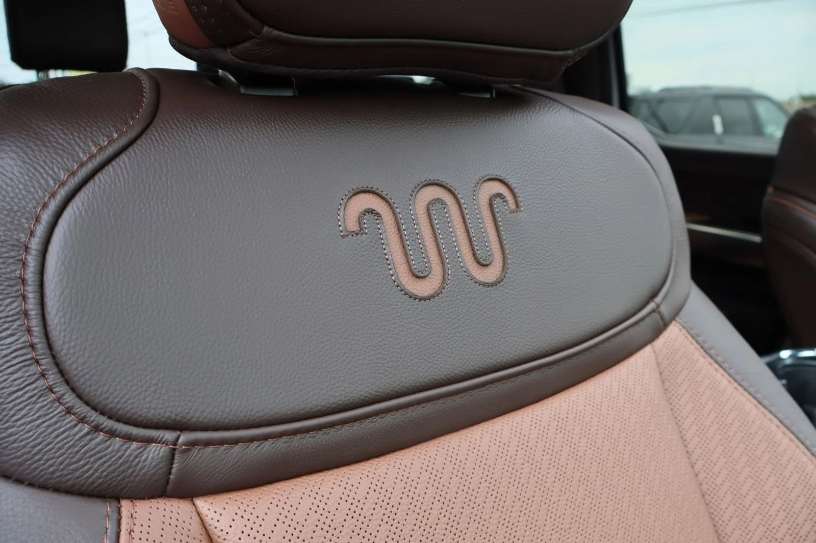 New 2026 Star White Metallic Tri-Coat Ford King Ranch® image 53