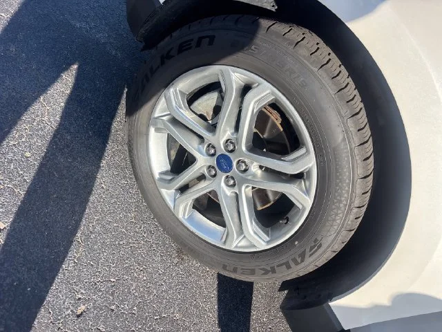 Used 2018 White Ford Titanium image 30