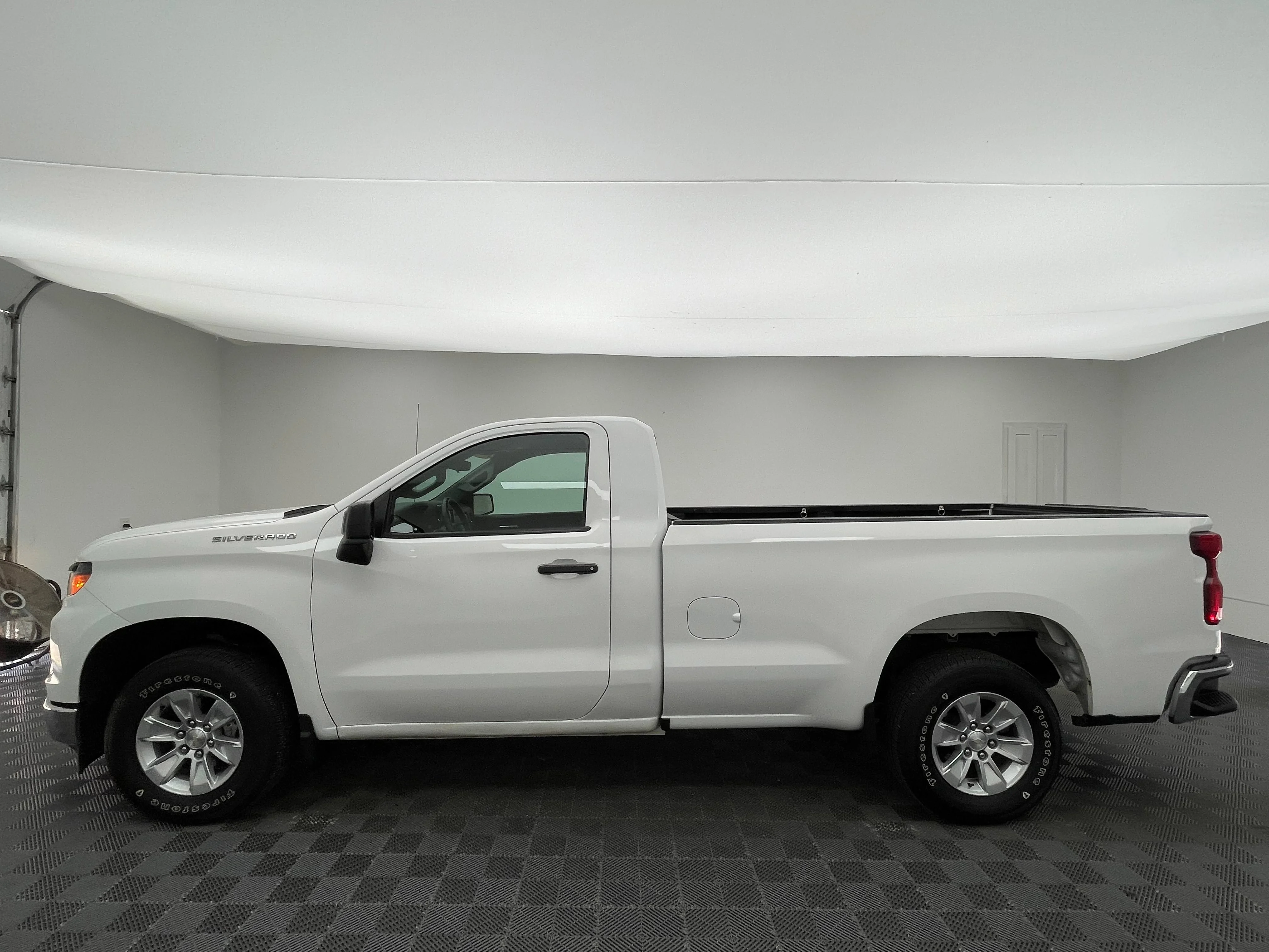 Used 2022 Summit White Chevrolet WT image 10