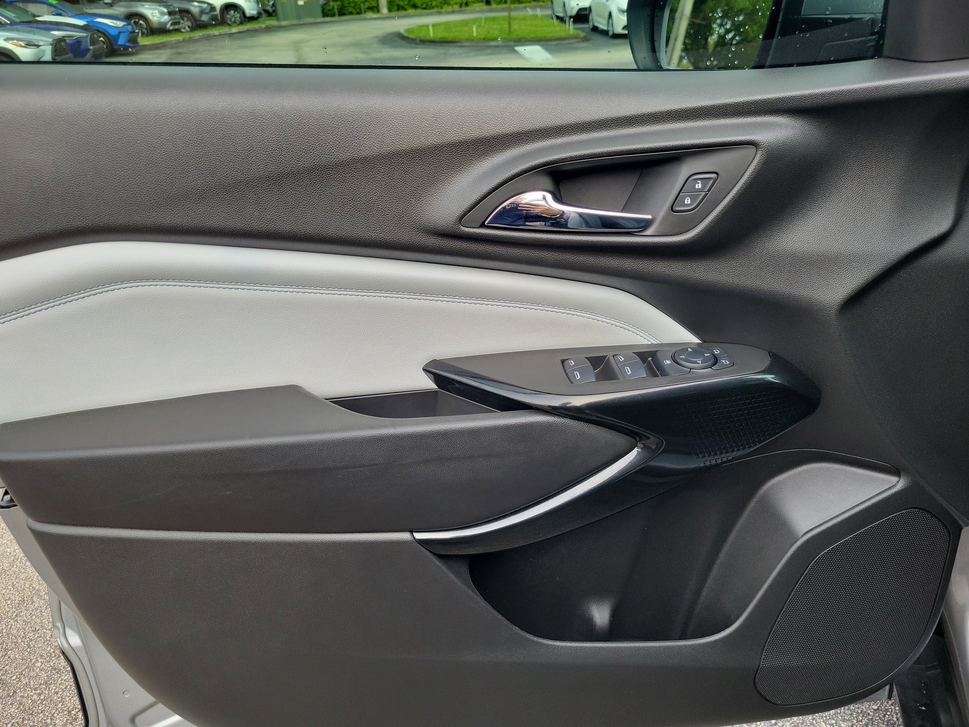 Used 2025 Sterling Gray Metallic Chevrolet LT image 12