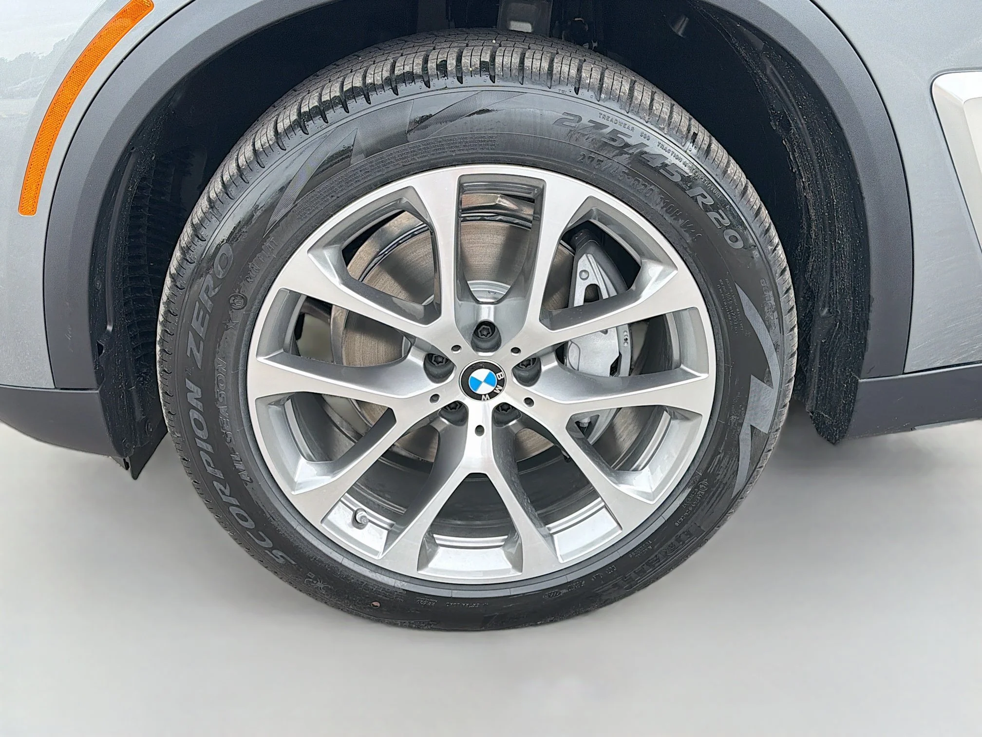 New 2026 Skyscraper Grey Metallic BMW xDrive40i image 42