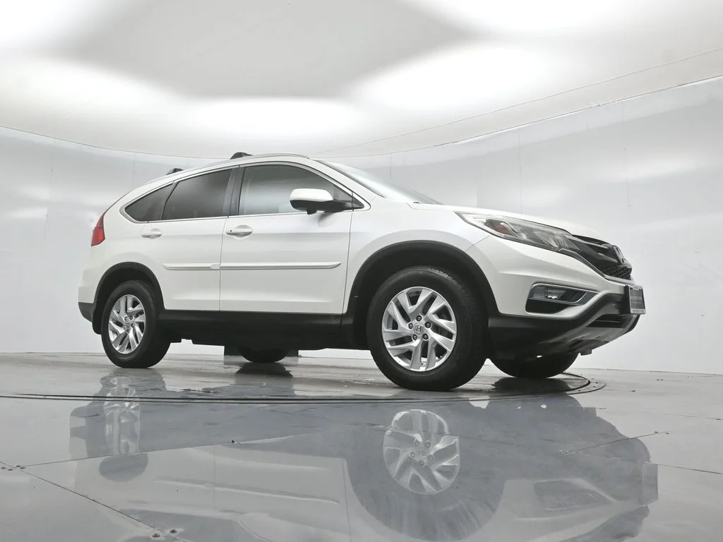 Used 2016 White Honda EX-L image 2